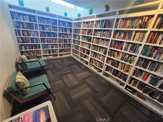 $165,000 | 6259 East Sea Breeze Drive, Unit 30, Long Beach, CA 90803