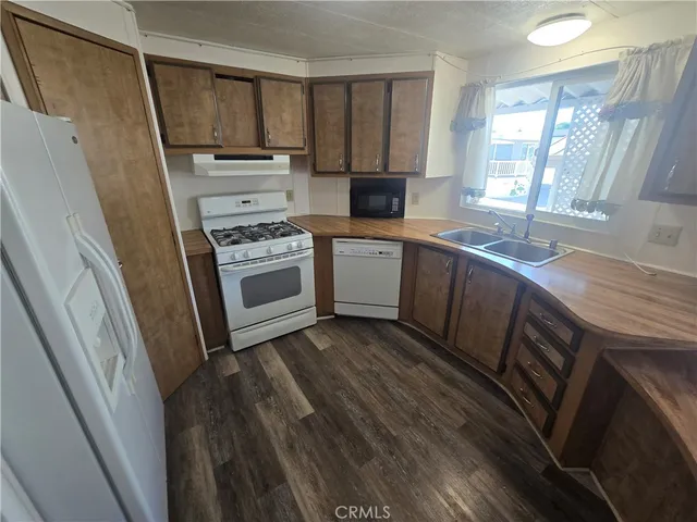 $165,000 | 6259 East Sea Breeze Drive, Unit 30, Long Beach, CA 90803