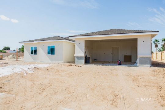 1025 Ocean Avenue Ridgecrest, CA 93555 - Photo 2 of 16 Gallery Image 2