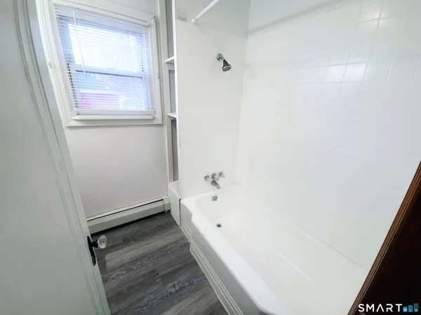 $1,800 | 387 Putnam Pike, Killingly, CT 06241