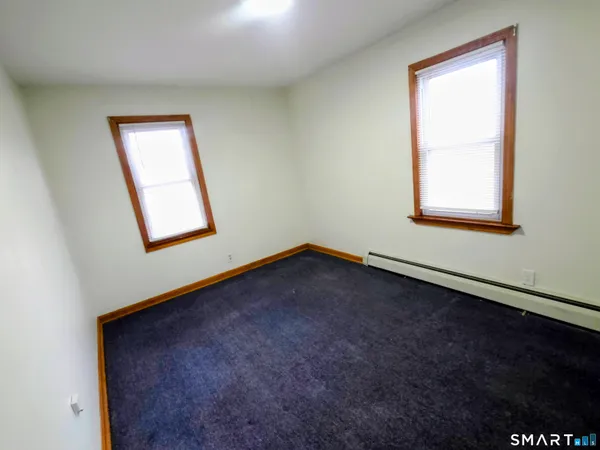 $1,800 | 387 Putnam Pike, Killingly, CT 06241