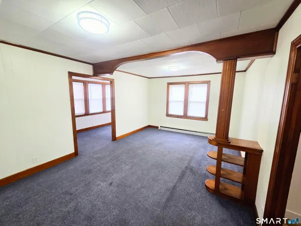 $1,800 | 387 Putnam Pike, Killingly, CT 06241