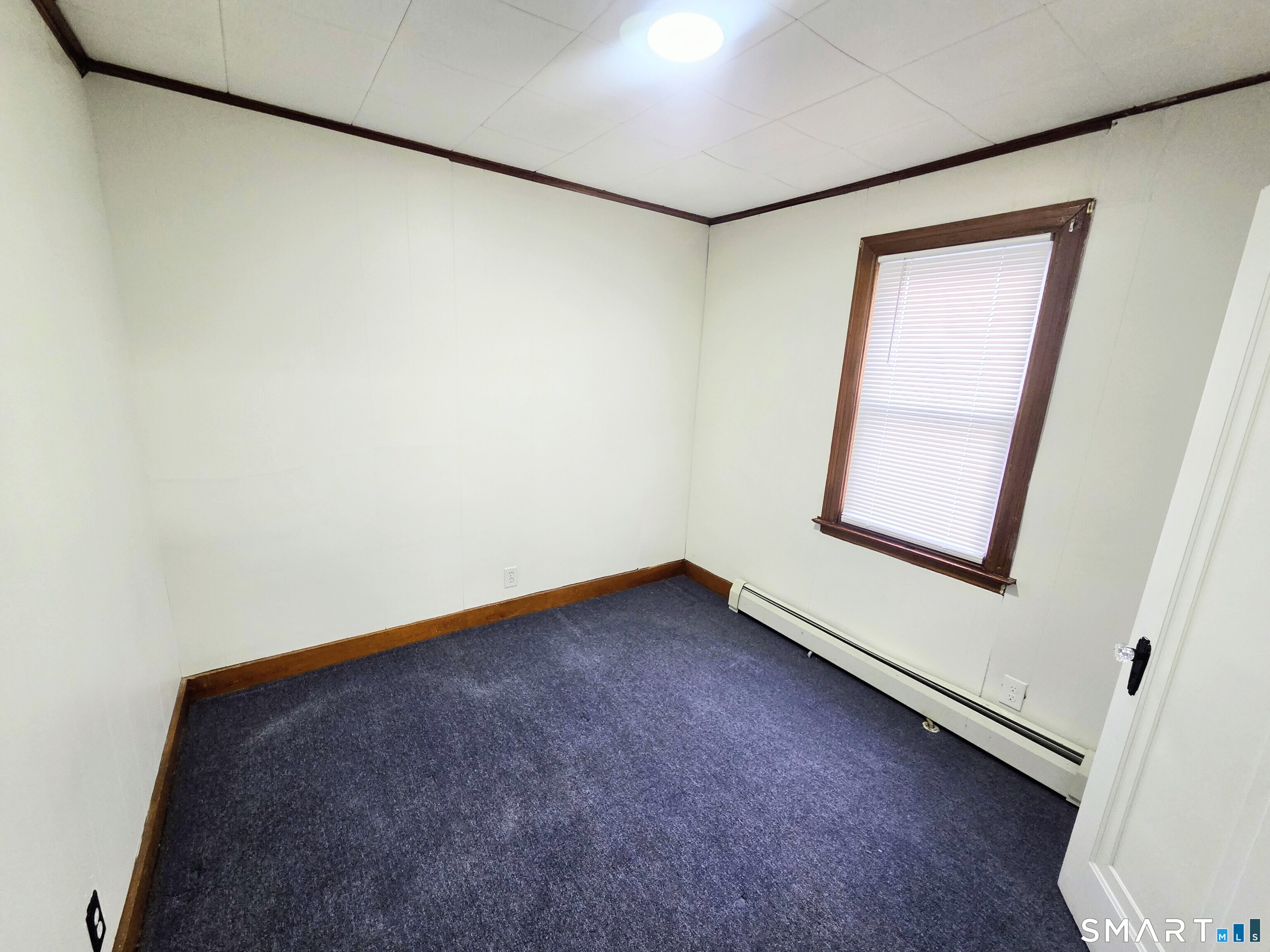 387 Putnam Pike Killingly, CT 06241 - Photo 10 of 17
