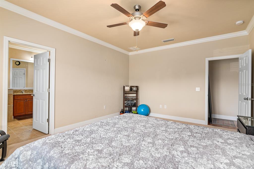 10077 Northwest 17th Road Gainesville, FL 32606 - Photo 16 of 38 Gallery Image 16