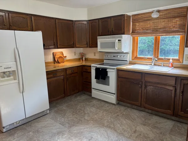 $329,900 | 18363 Pickerel Lake Road, Townsend, WI 54175