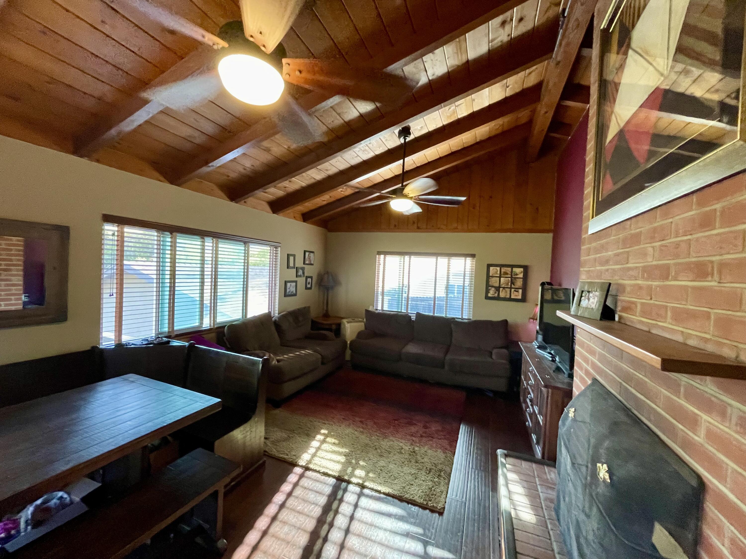 3107 Foothill Road Santa Barbara, CA 93105 - Photo 8 of 13 IMG_8715