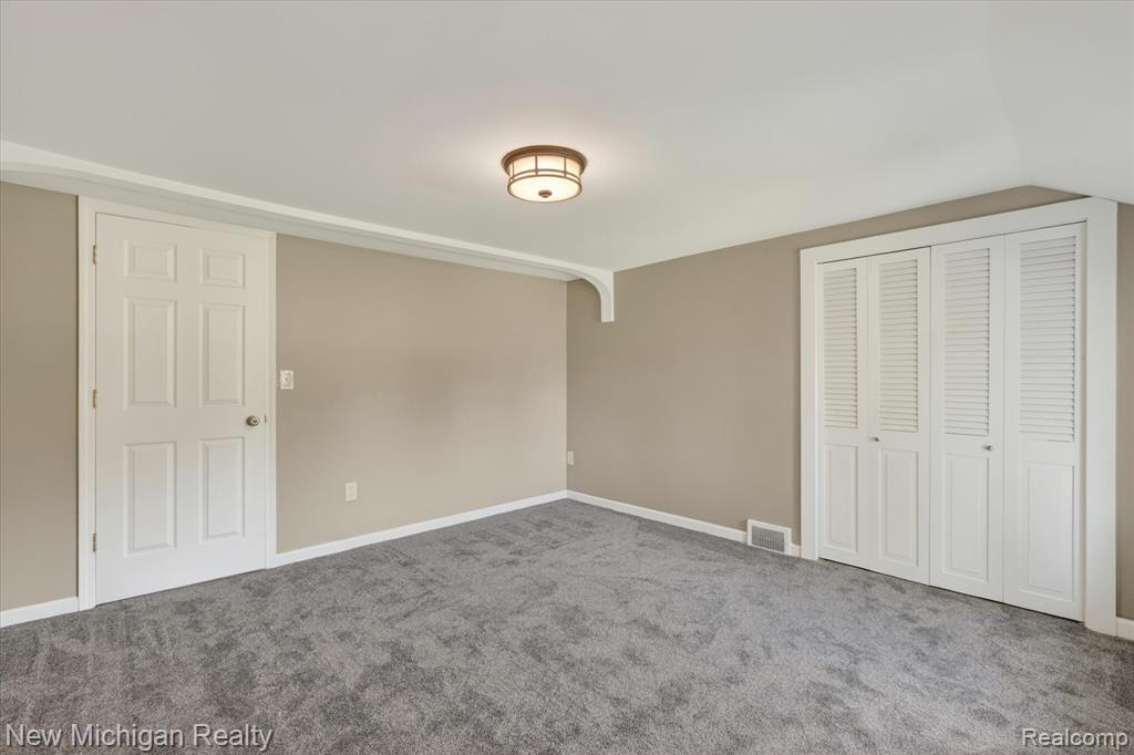 11374 Lahring Road Gaines, MI 48436 - Photo 33 of 66