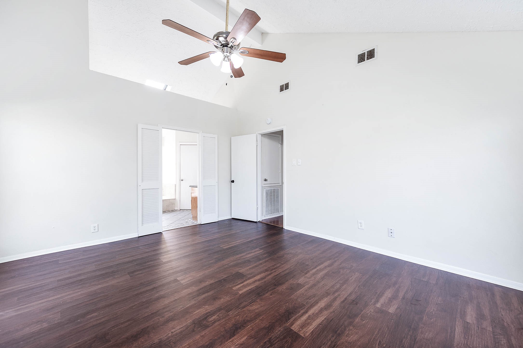 2015 Echo Ridge Sugar Land, TX 77478 - Photo 17 of 29 a view of an empty room with wooden floor