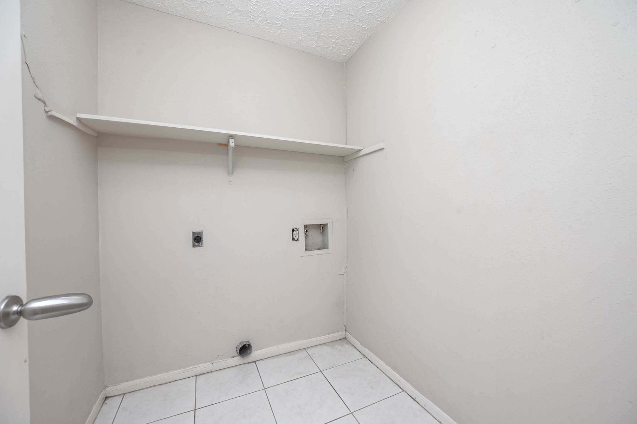 2015 Echo Ridge Sugar Land, TX 77478 - Photo 25 of 29 a view of an empty room