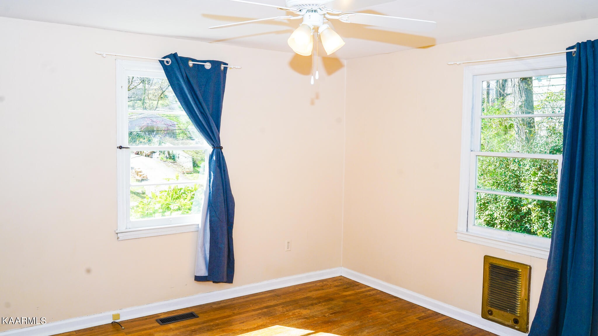 210 Maple Loop Road Knoxville, TN 37920 - Photo 12 of 25 Gallery Image 12