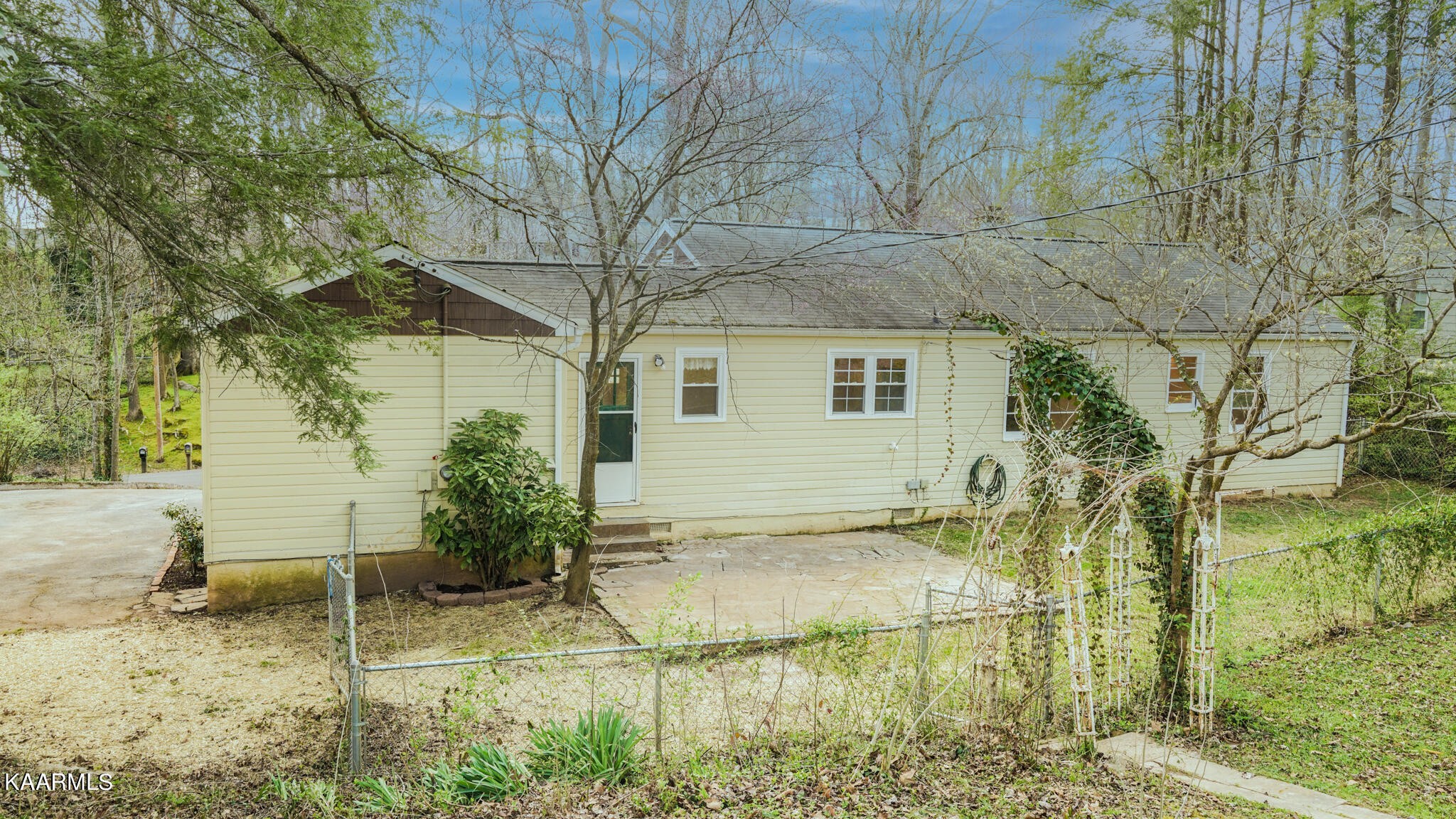 210 Maple Loop Road Knoxville, TN 37920 - Photo 23 of 25 Gallery Image 23