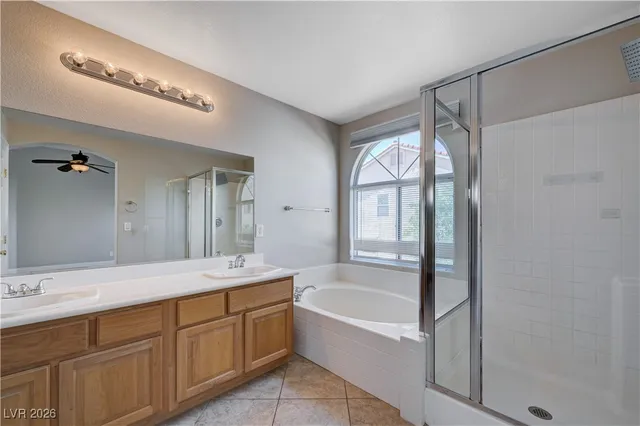 $2,000 | 9004 Snowtrack Avenue, Las Vegas, NV 89149