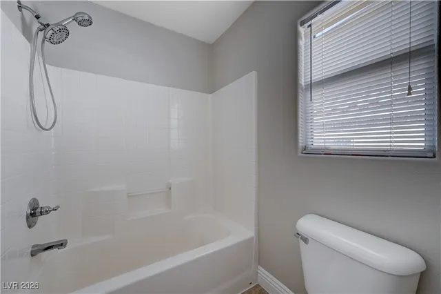 $2,000 | 9004 Snowtrack Avenue, Las Vegas, NV 89149