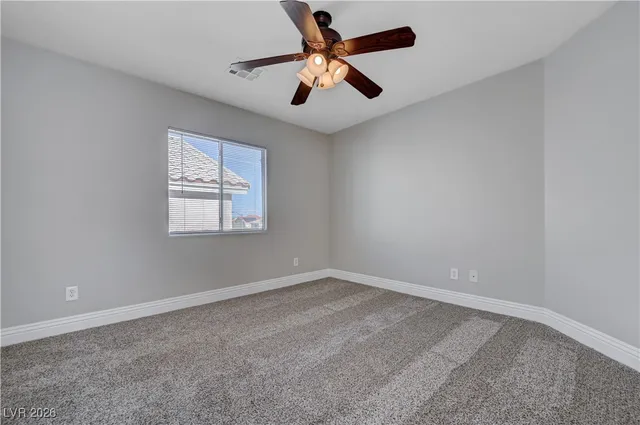 $2,000 | 9004 Snowtrack Avenue, Las Vegas, NV 89149