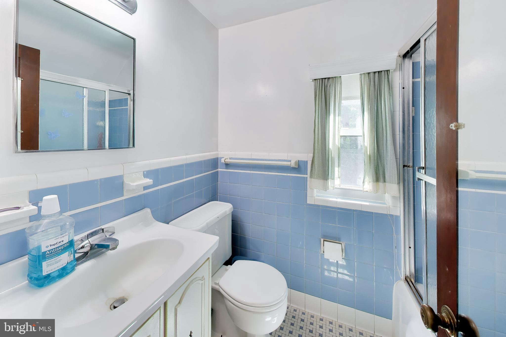 5707 Greenleaf Road Cheverly, MD 20743 - Photo 22 of 40 Bright and airy bathroom retreat.