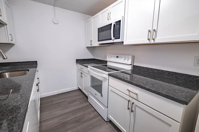 $2,900 | 100 High Street, Unit 802, Medford, MA 02155