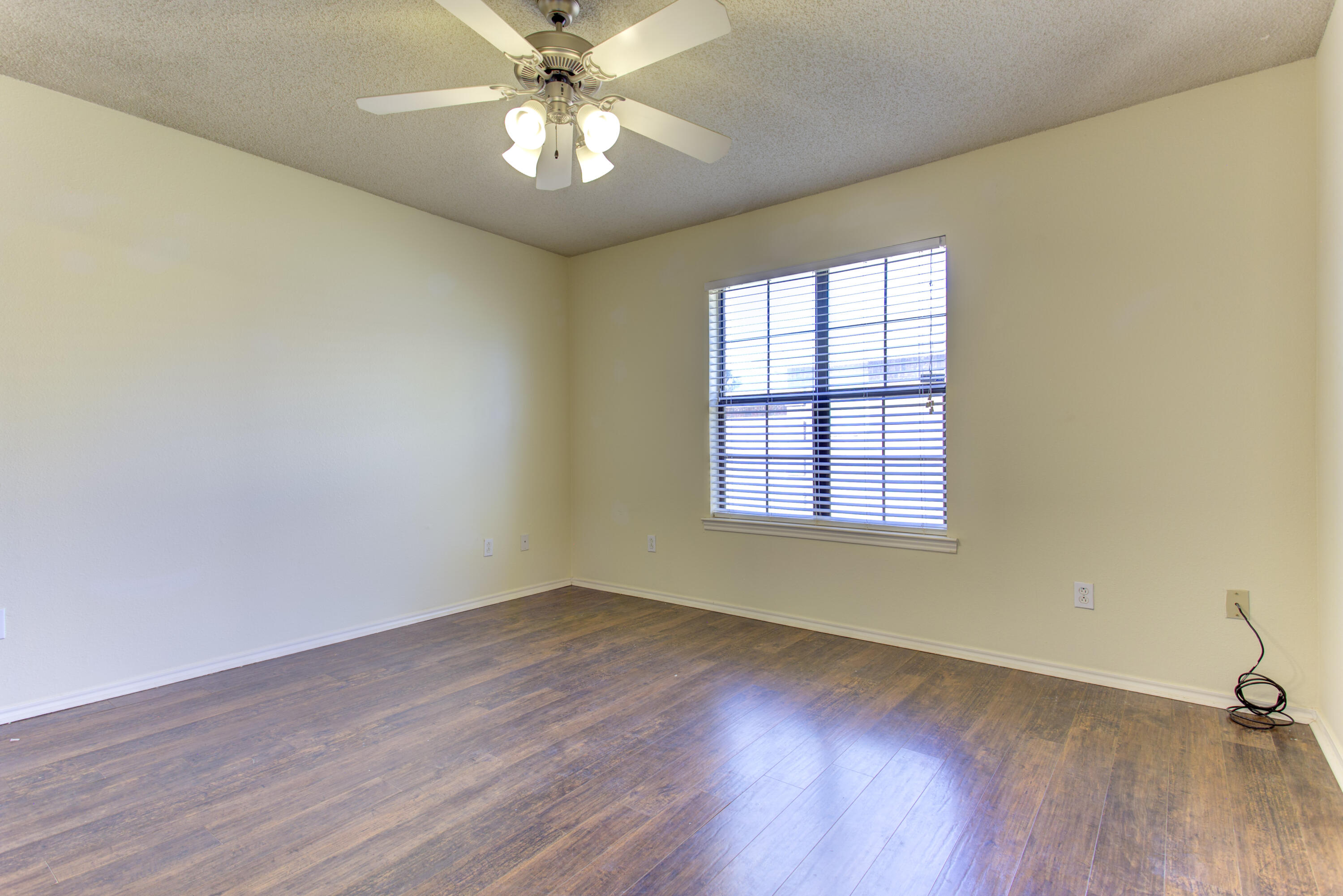 6804 7th Street Lubbock, TX 79416 - Photo 14 of 42 IMG_0116