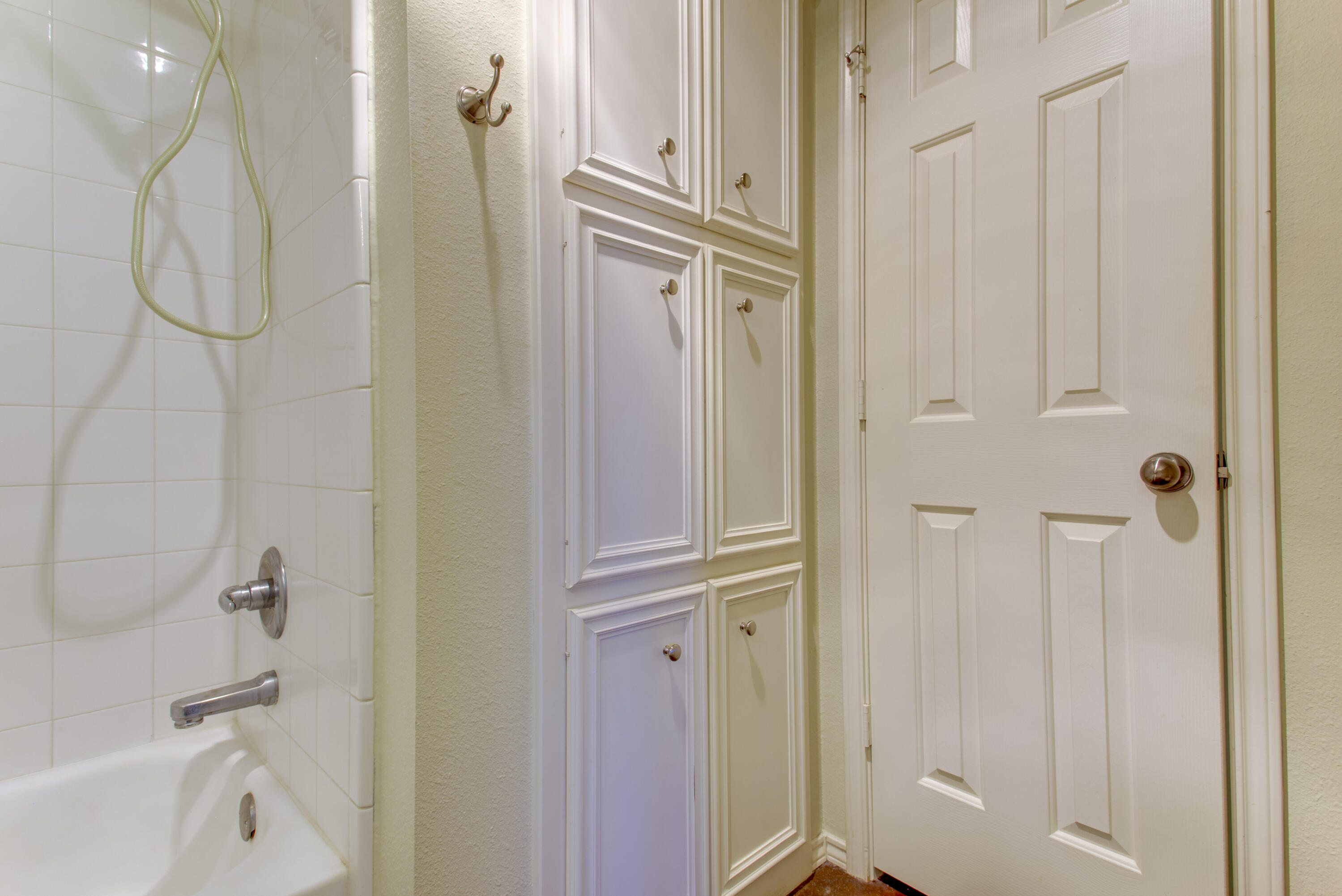 6804 7th Street Lubbock, TX 79416 - Photo 20 of 42 a bathroom with a shower