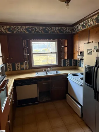 $210,000 | 122 Buddy Avenue, Greer, SC 29651