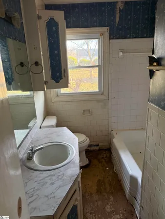 $210,000 | 122 Buddy Avenue, Greer, SC 29651