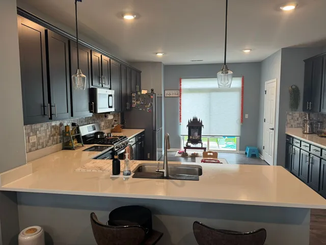 $3,200 | 12648 South Talbot Circle, Plainfield, IL 60585