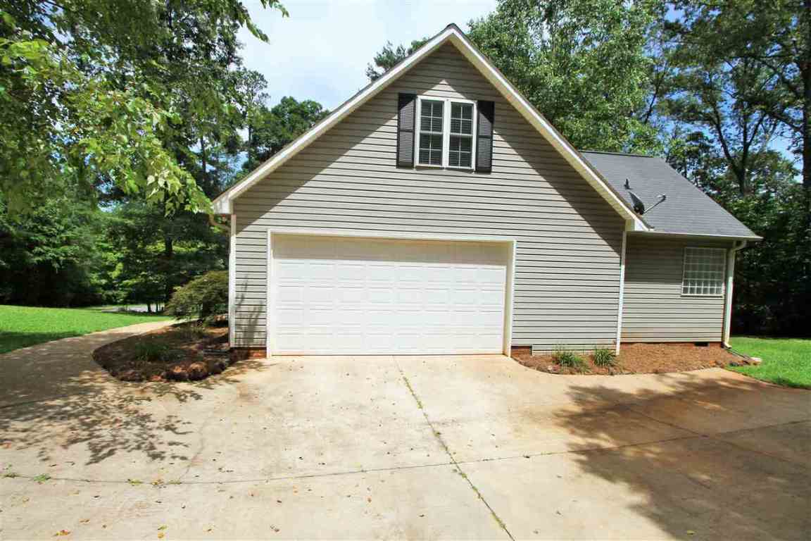 806 Pebble Lane Anderson, SC 29621 - Photo 4 of 34