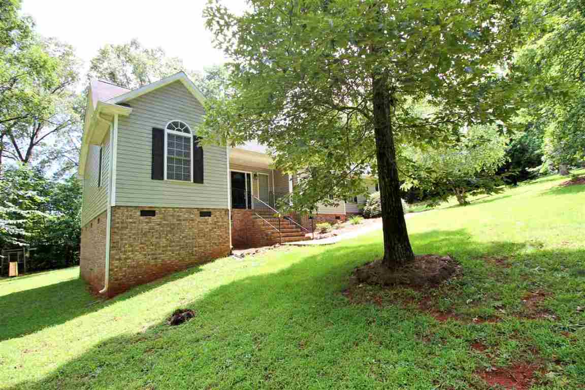 806 Pebble Lane Anderson, SC 29621 - Photo 5 of 34