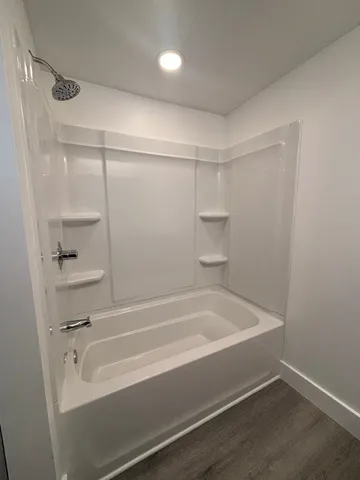 $2,200 | 40 McGrath Street, Laconia, NH 03246