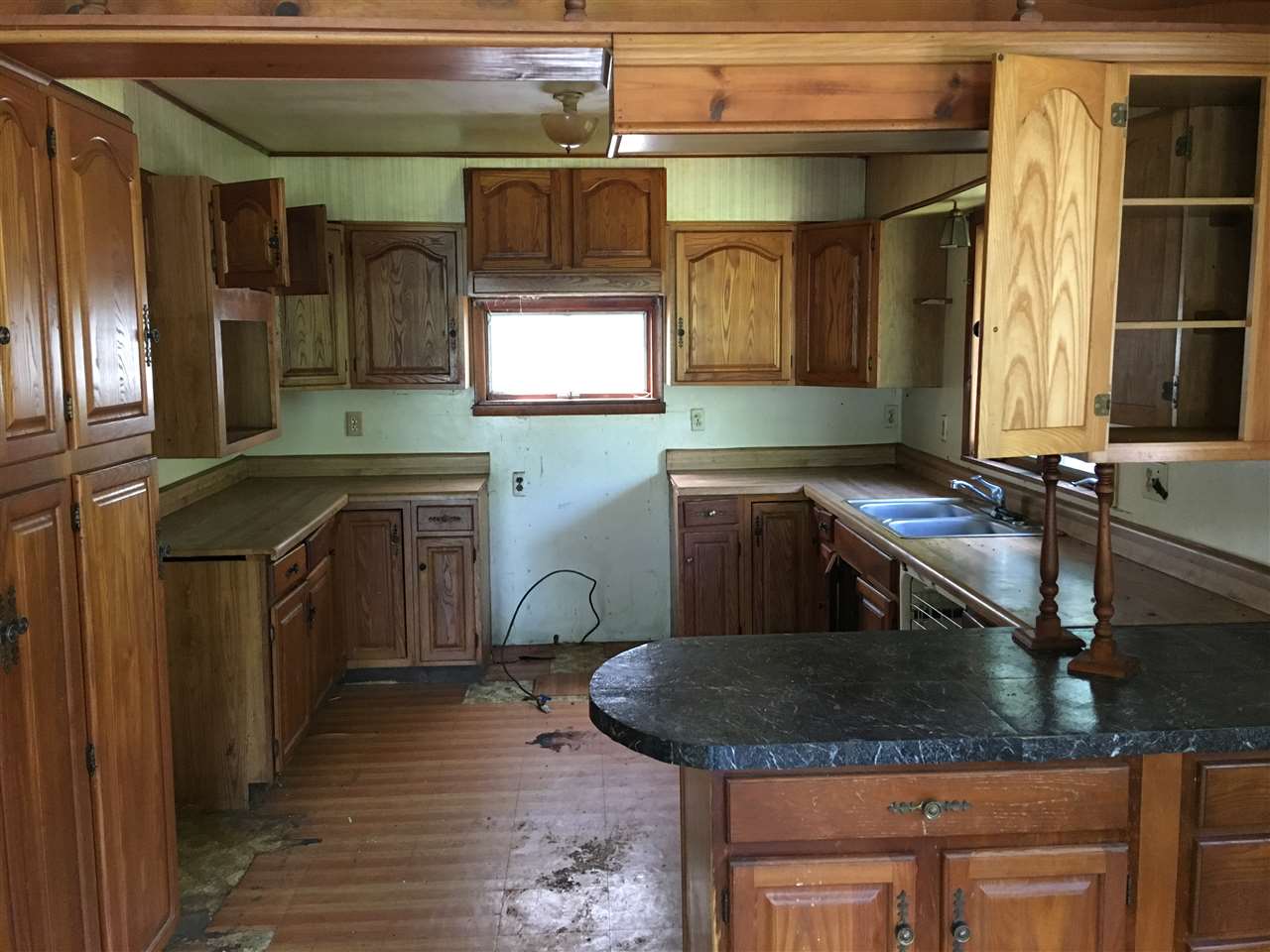 2615 West Howard Road Beaverton, MI 48612 - Photo 2 of 16 1835036-1.JPG