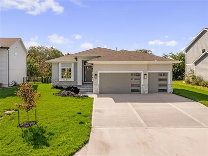 $664,020 | 25007 West 141st Street, Olathe, KS 66061