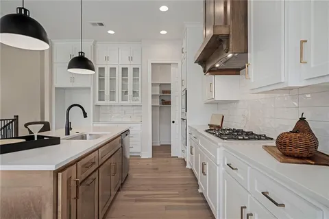 $664,020 | 25007 West 141st Street, Olathe, KS 66061