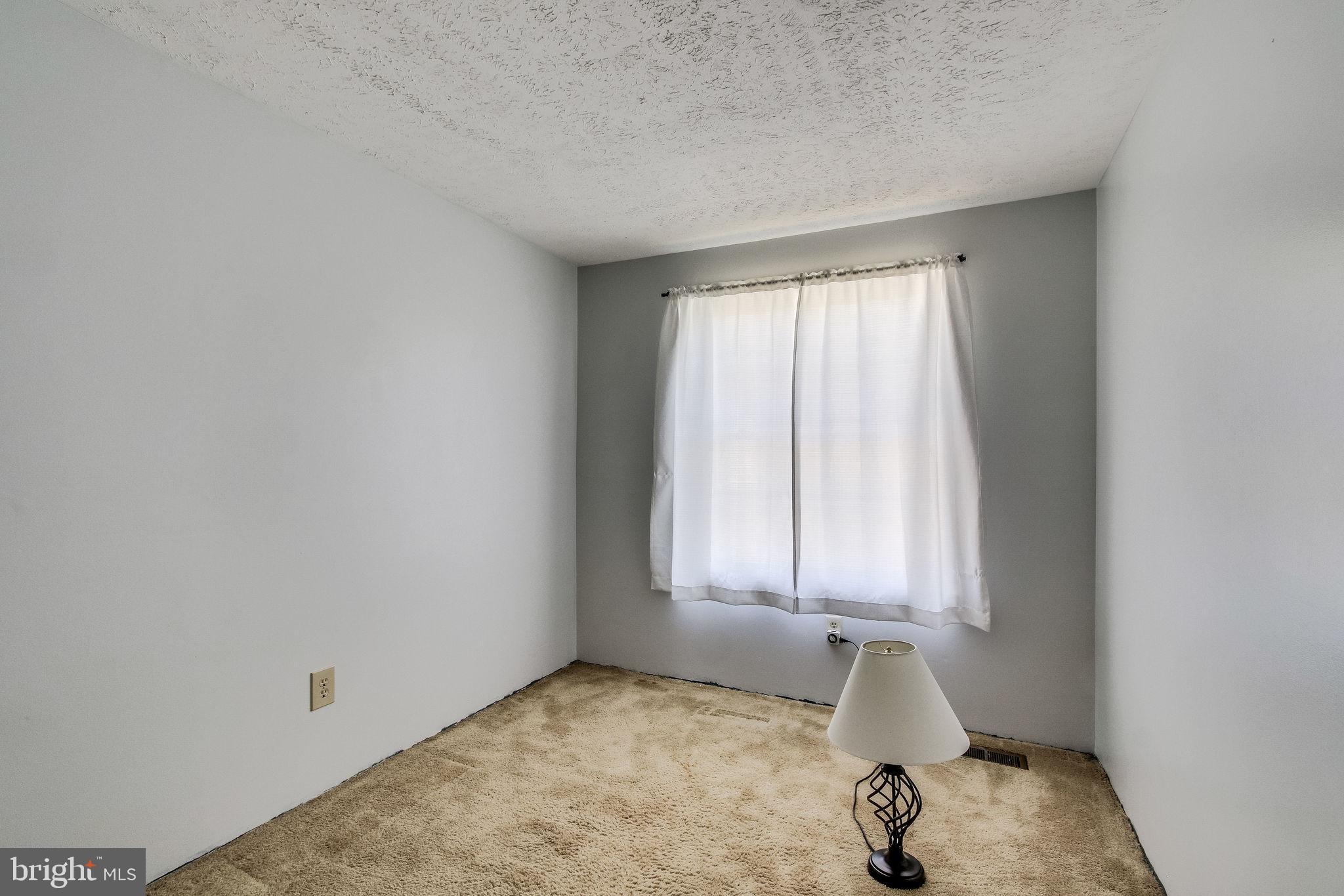 6126 Mantle Road Burke, VA 22015 - Photo 22 of 42 Gallery Image 22