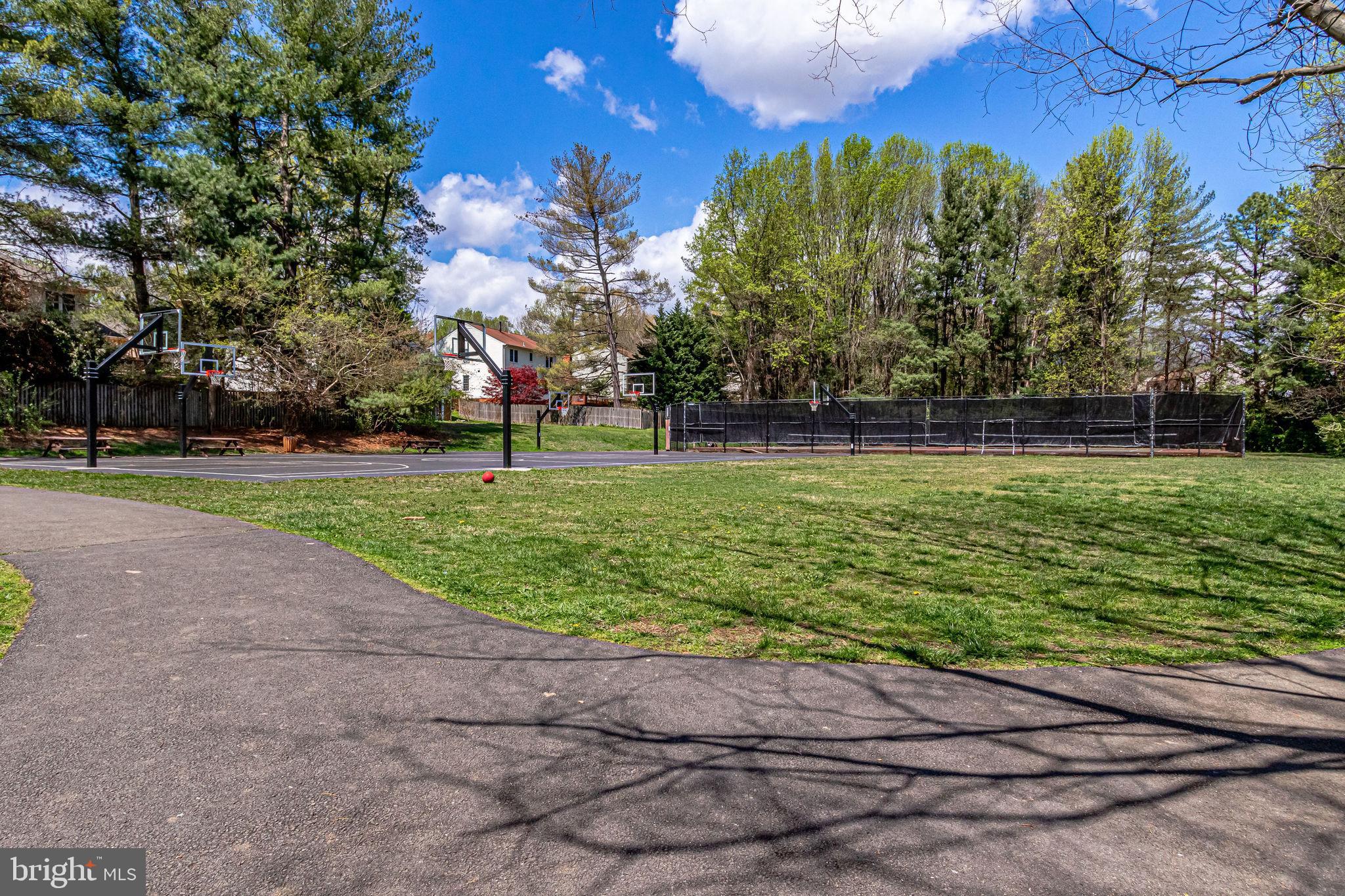 6126 Mantle Road Burke, VA 22015 - Photo 42 of 42 Gallery Image 42