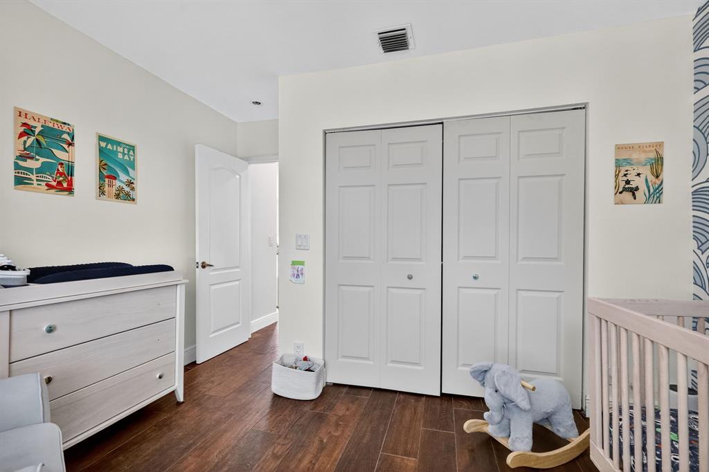 18676 Southwest 16th Street Pembroke Pines, FL 33029 - Photo 28 of 61