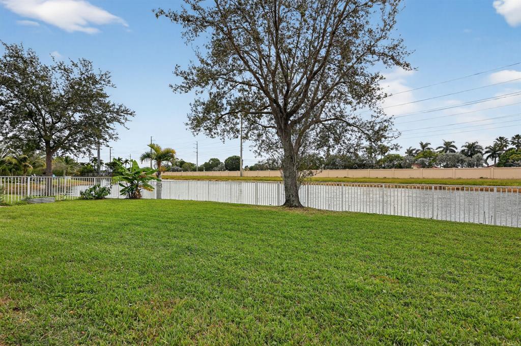 18676 Southwest 16th Street Pembroke Pines, FL 33029 - Photo 49 of 61