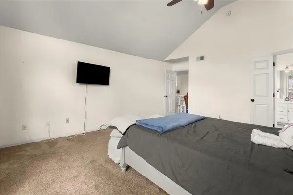 $425,000 | 213 Northeast Dreamweaver Avenue, Lee's Summit, MO 64086