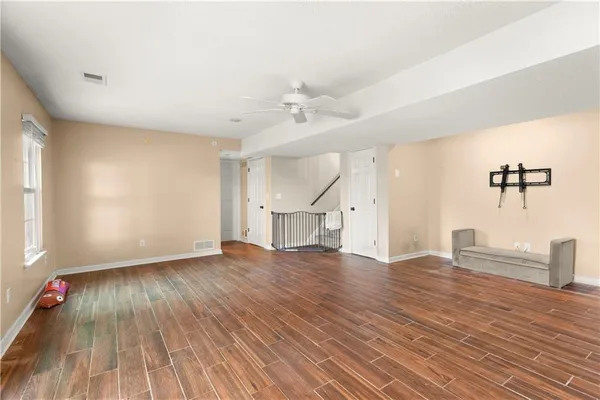 $425,000 | 213 Northeast Dreamweaver Avenue, Lee's Summit, MO 64086