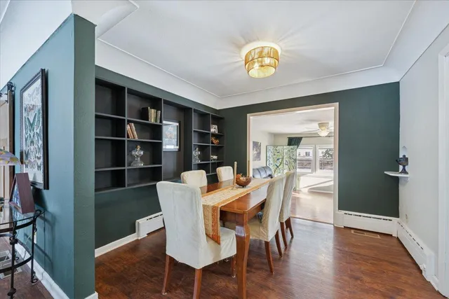 $325,000 | 921 Holmes Street South, Shakopee, MN 55379