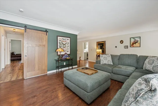 $325,000 | 921 Holmes Street South, Shakopee, MN 55379