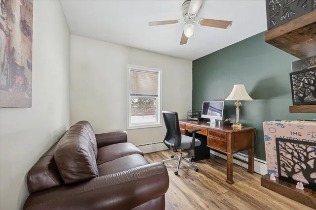 $325,000 | 921 Holmes Street South, Shakopee, MN 55379