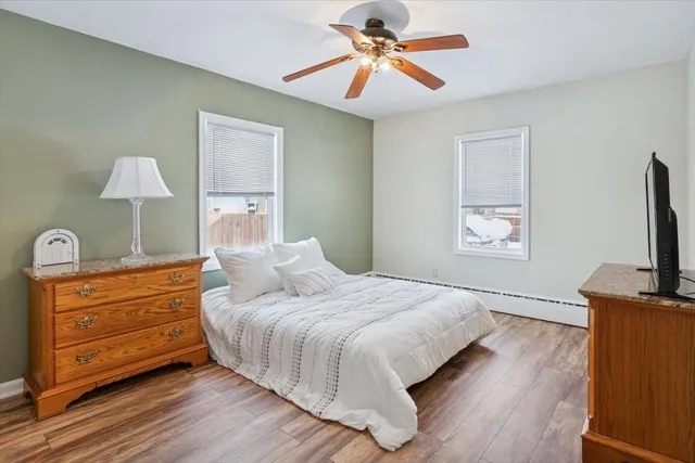 $325,000 | 921 Holmes Street South, Shakopee, MN 55379