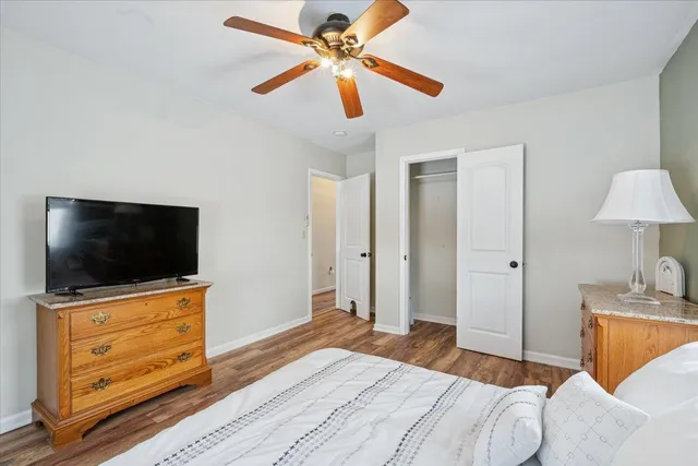 $325,000 | 921 Holmes Street South, Shakopee, MN 55379