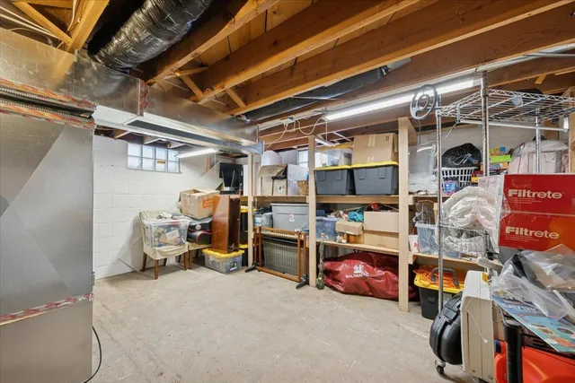 $325,000 | 921 Holmes Street South, Shakopee, MN 55379