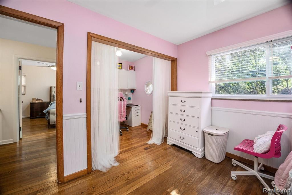 1822 Prestwick Road Grosse Pointe Woods, MI 48236 - Photo 19 of 35