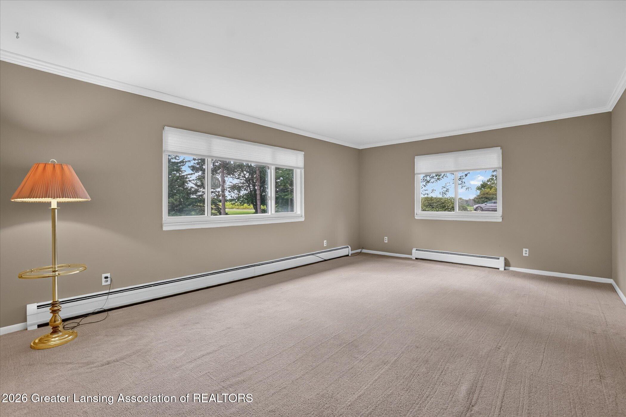 11131 South Lowell Road Dewitt, MI 48820 - Photo 9 of 60 Living room