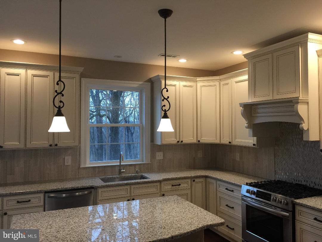 11 Gordonville Road Aston, PA 19014 - Photo 2 of 25 Gallery Image 2