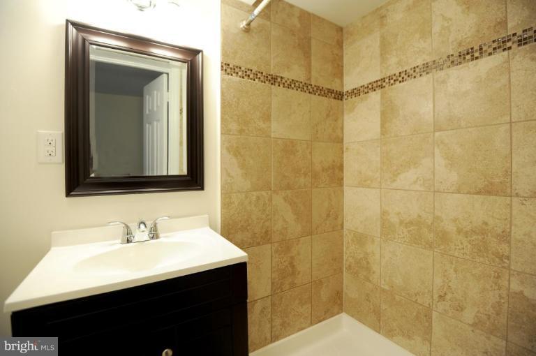 6508 Inlet Street New Carrollton, MD 20784 - Photo 17 of 17 Bath #2