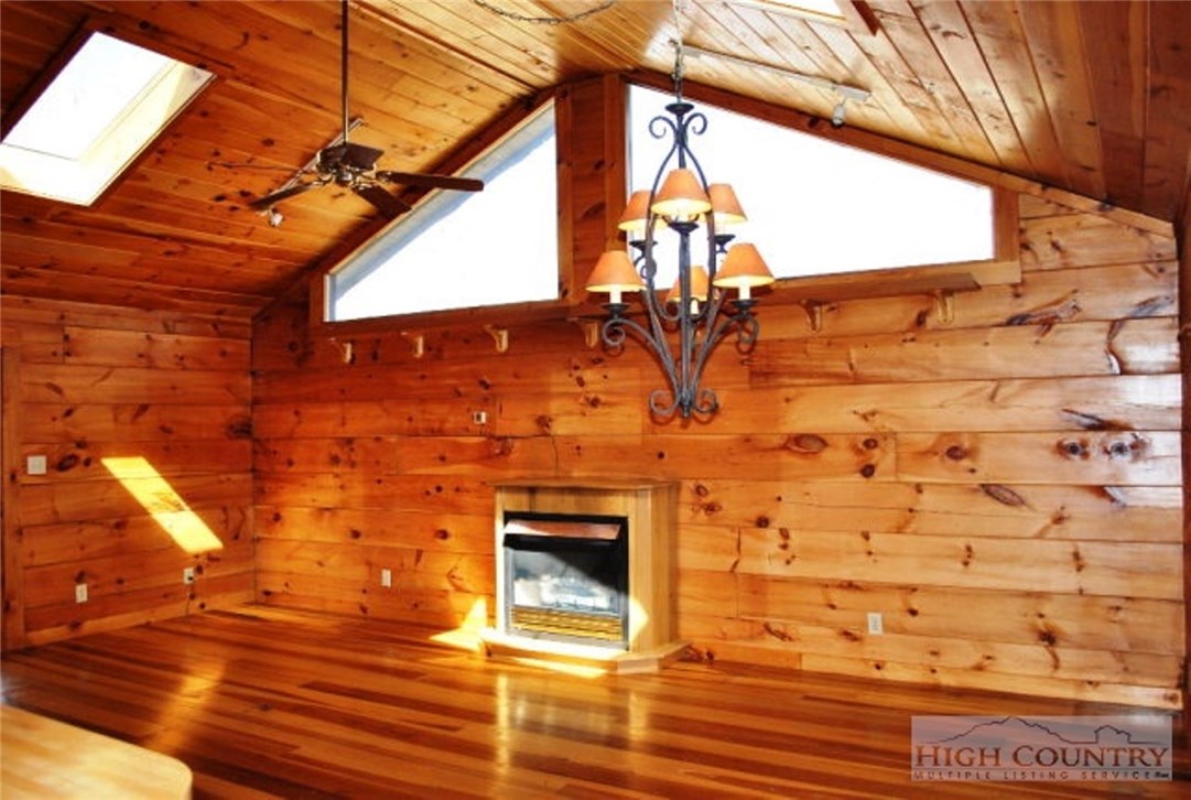 303 Michael Road Trade, TN 37691 - Photo 3 of 19 Gallery Image 3