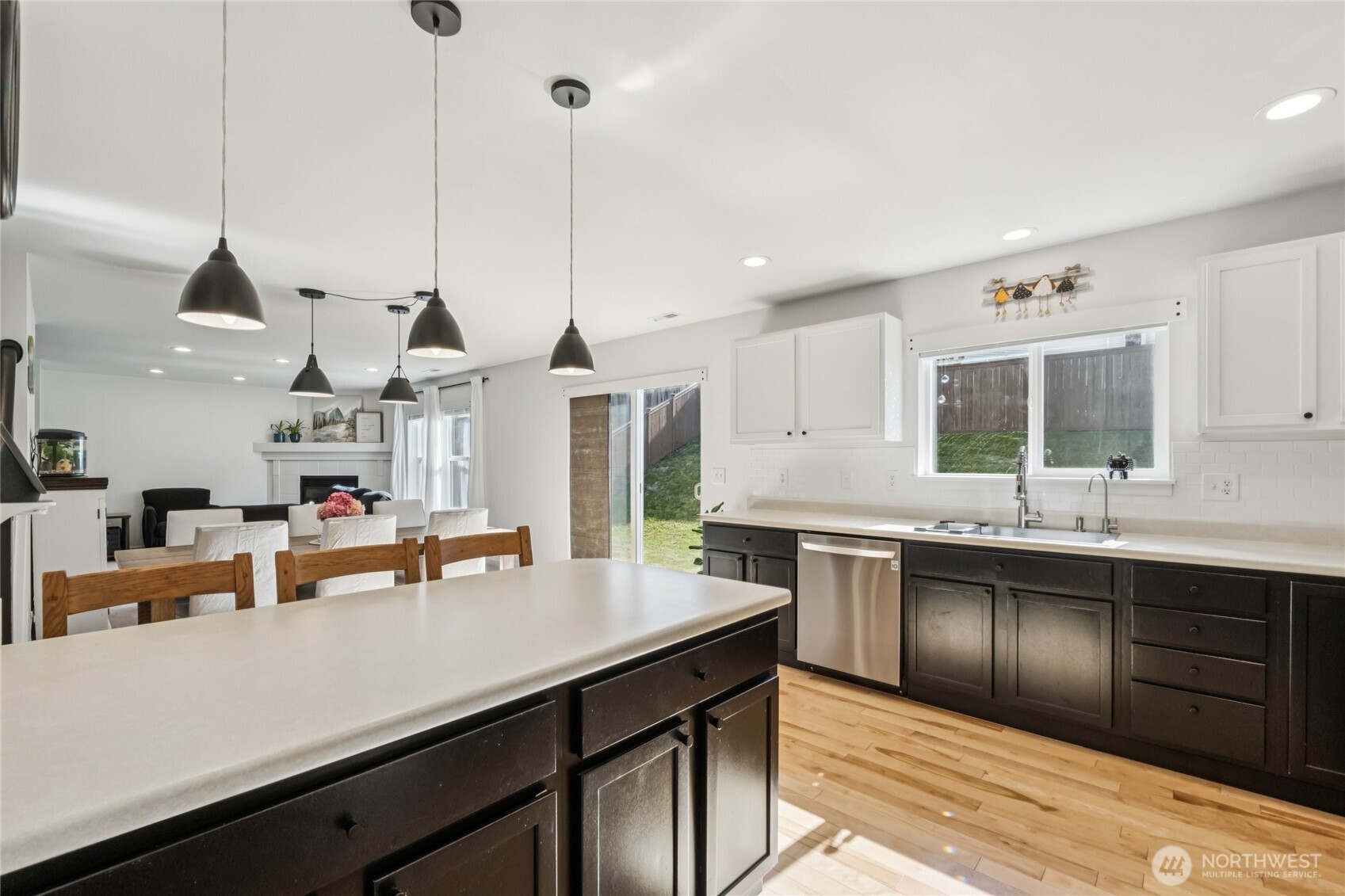 15503 39th Avenue Southeast Bothell, WA 98012 - Photo 11 of 32 Gallery Image 11