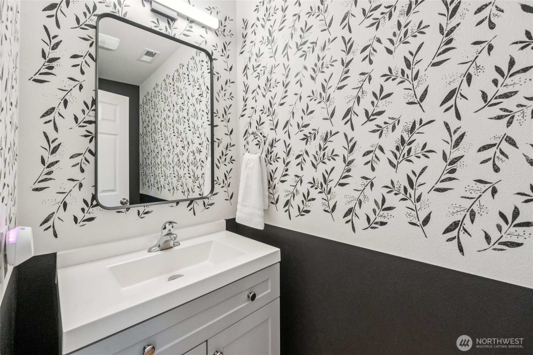 15503 39th Avenue Southeast Bothell, WA 98012 - Photo 12 of 32 Gallery Image 12